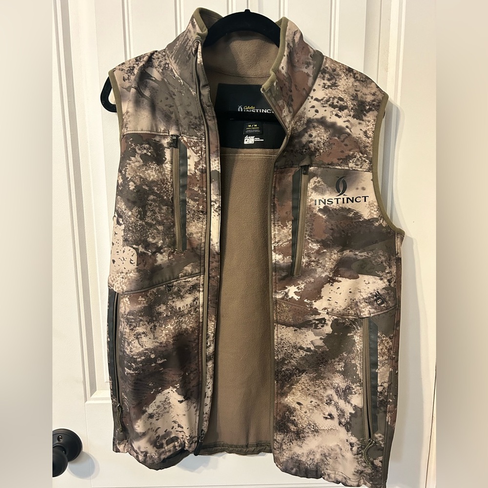 Cabela's Instinct Fanin Soft-Shell Vest with SCENTINEL for Men